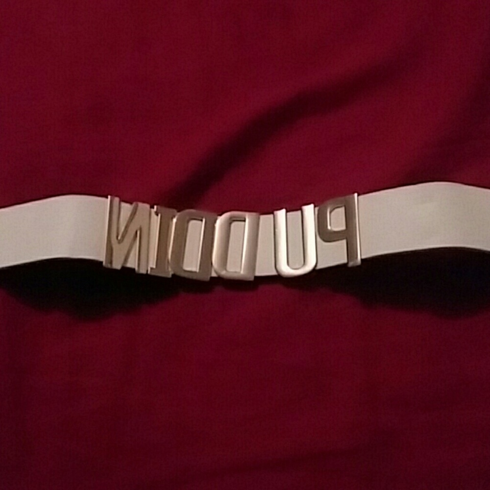 White "PUDDIN" CHOKER